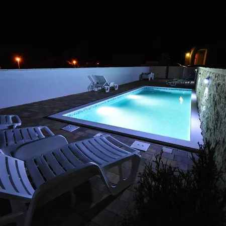 Apartment Lukic *